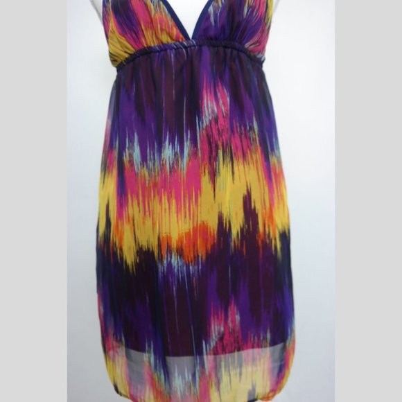 Kira Unique colorful Mini Dress. SEXY V-neck, BACKLESS w/ Convertible Straps - Picture 6 of 13